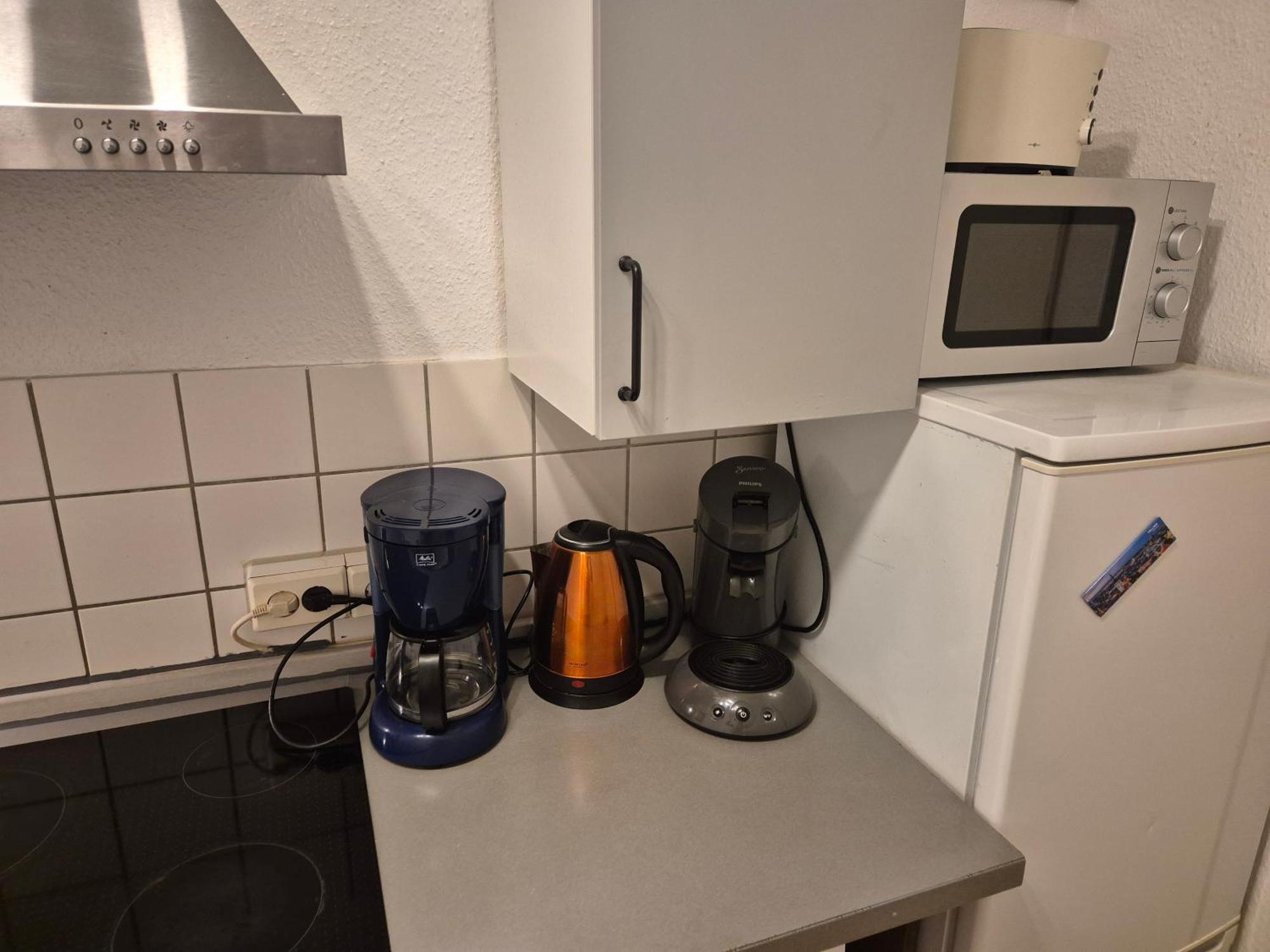 Schoene 3 Schlafzimmer Wohnung Mit 4 Dopplbetten Berlim Exterior foto